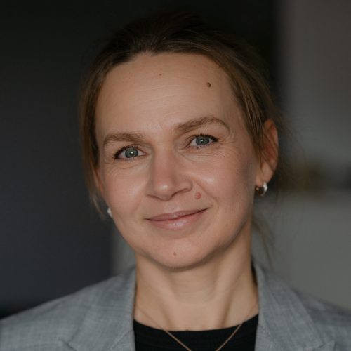 Marina Hoch